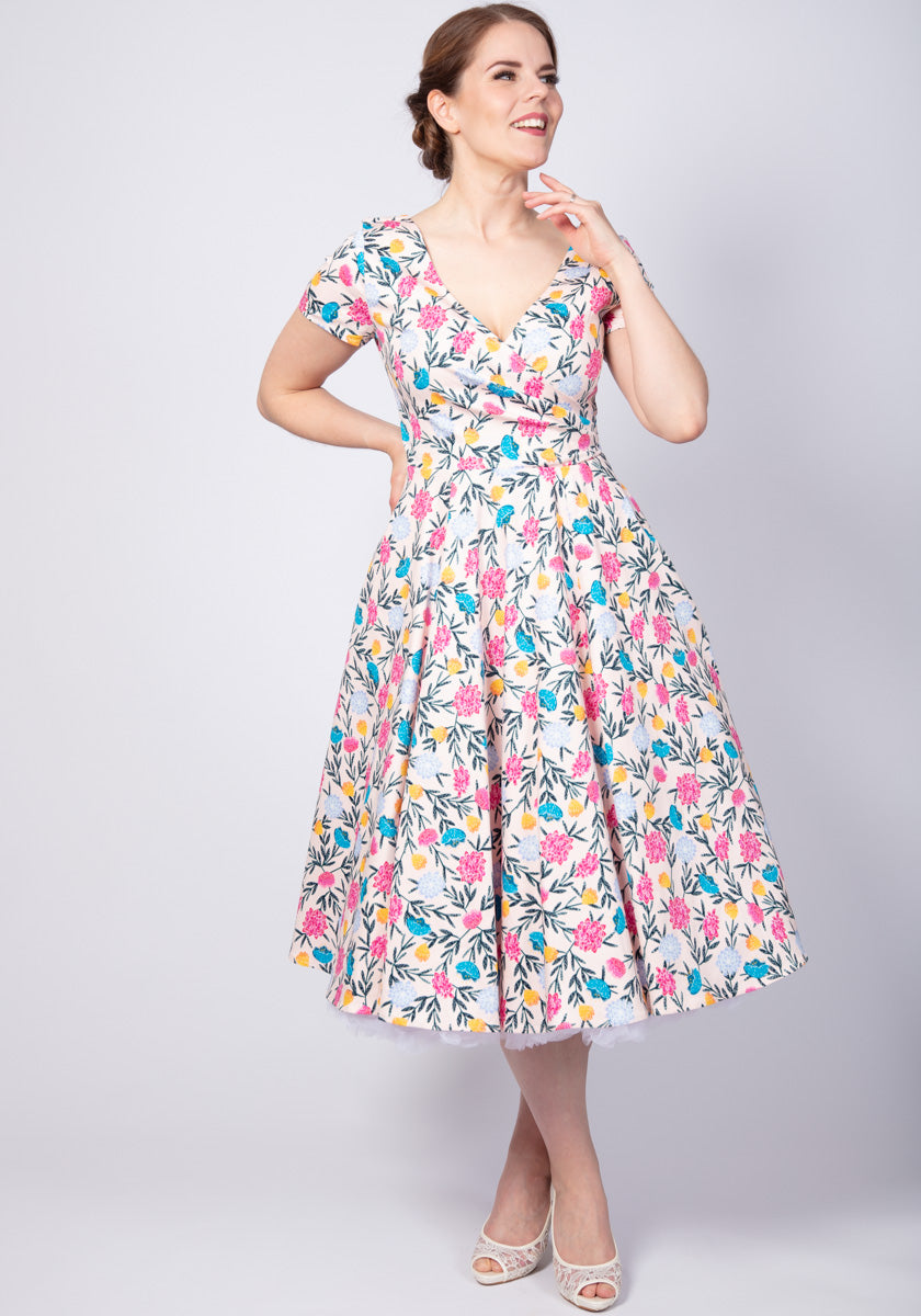 Maria Floral Whimsy Swing Kellomekko-Collectif-Miss Windy Shop