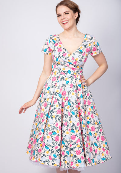 Maria Floral Whimsy Swing Kellomekko-Collectif-Miss Windy Shop