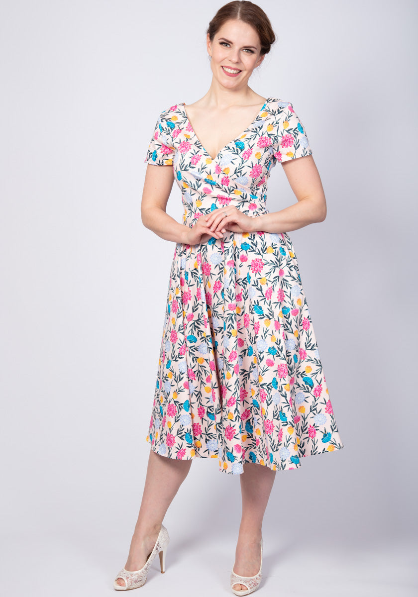 Maria Floral Whimsy Swing Kellomekko-Collectif-Miss Windy Shop